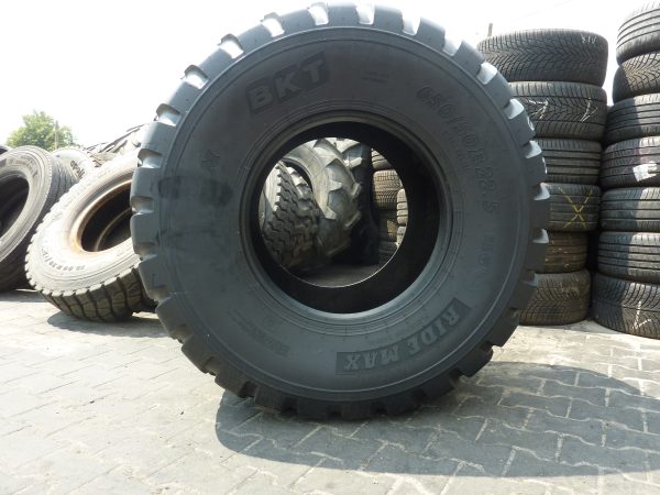 Opona używana rolnicza 650/50R22.5 BKT RIDE MAX FL693M 2800zł W3378 - obrazek 2
