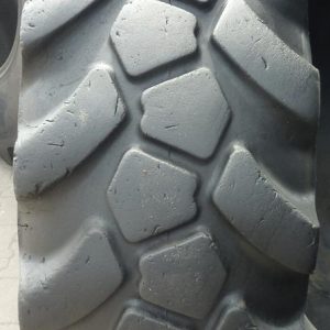 2x Opona używana przemysłowa 15.5-25 JCB SITEMASTER 1400zł W3391