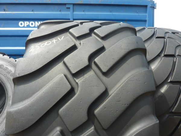 2x Opona używana rolnicza 650/55R26.5 BKT FL 630 ULTRA 2200zł W3413 - obrazek 5
