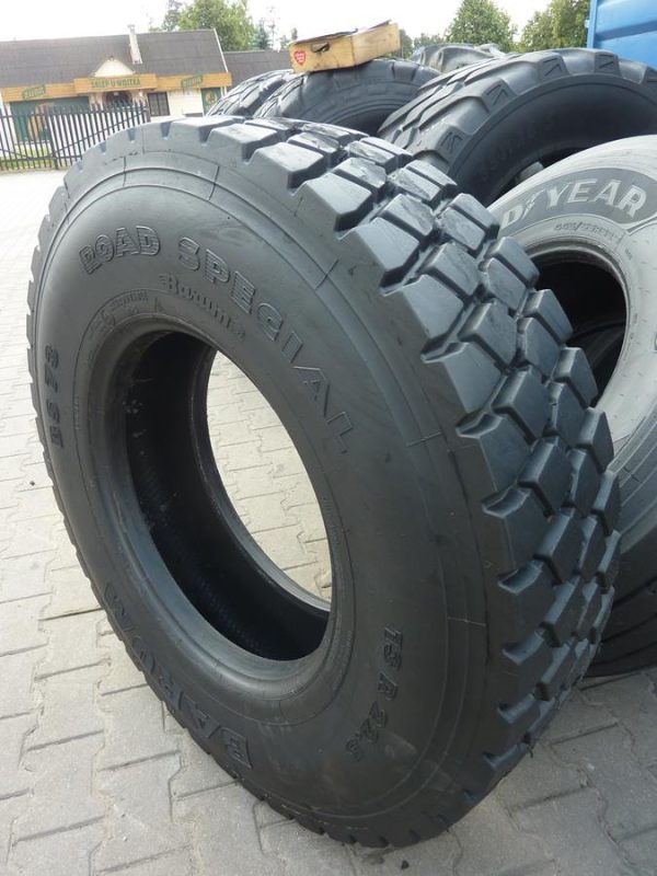 Opona używana ciężarowa 13R22.5 BARUM B573; 800zł C2074 - obrazek 2