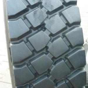 Opona używana ciężarowa 13R22.5 BARUM B573; 800zł C2074
