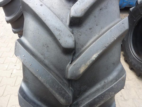 Opona używana rolnicza 420/70R28 MICHELIN OMNIBIB 2000zł W3422 - obrazek 4