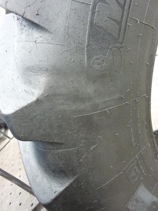 Opona używana rolnicza 420/70R28 MICHELIN OMNIBIB 2000zł W3422 - obrazek 8