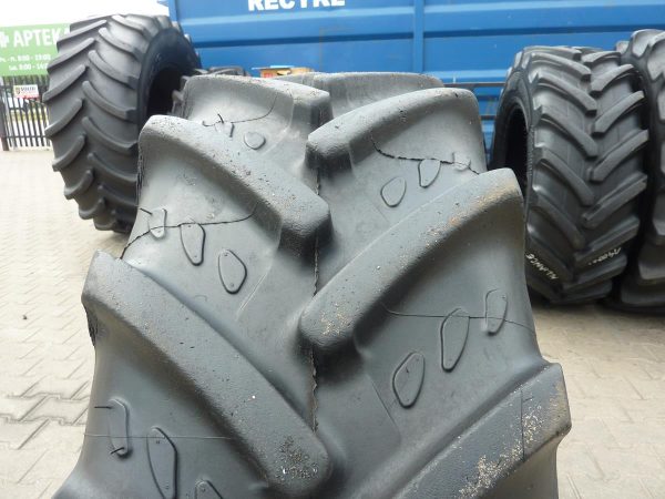 Opona używana rolnicza 360/70R24 KLEBER FITKER 1000zł W3423 - obrazek 9