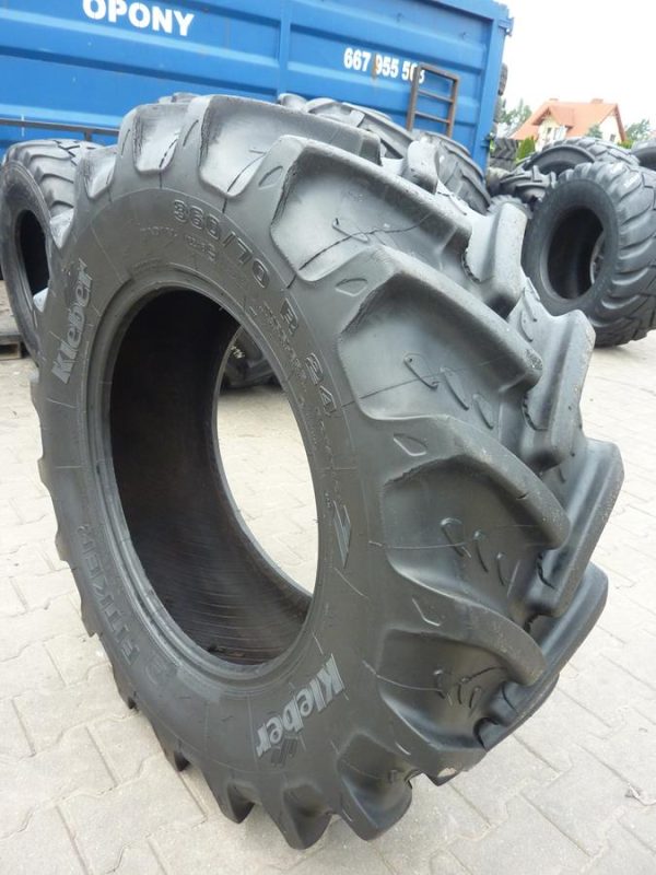Opona używana rolnicza 360/70R24 KLEBER FITKER 1000zł W3423 - obrazek 2