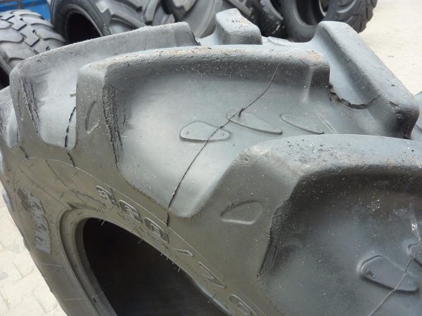 Opona używana rolnicza 360/70R24 KLEBER FITKER 1000zł W3423 - obrazek 10