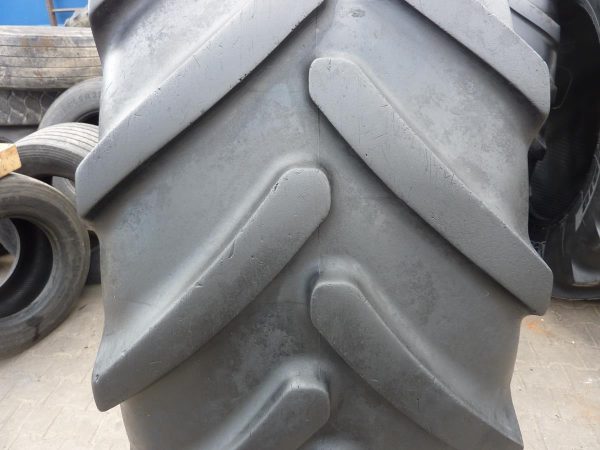 2 x Opona używana rolnicza 650/65R42 MICHELIN MULTIBIB 2200zł W3450 - obrazek 4