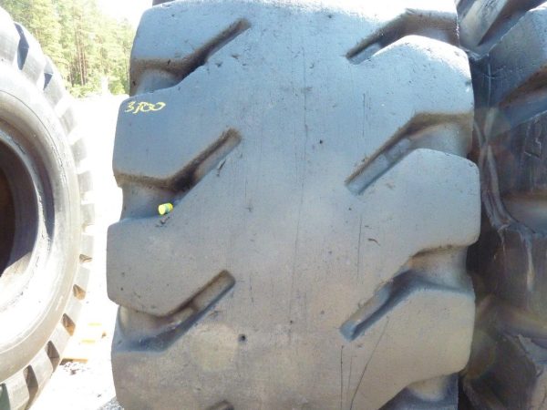 Opona używana przemysłowa 29.5R29 MICHELIN X MINE D2 2000zł W938 - obrazek 2