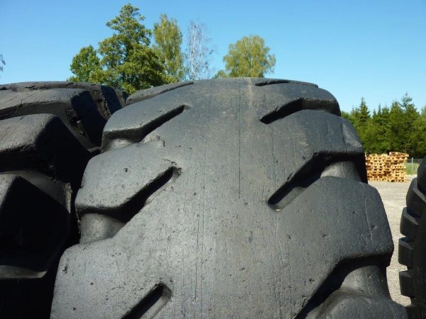 Opona używana przemysłowa 29.5R29 MICHELIN X MINE D2 2000zł W938 - obrazek 5
