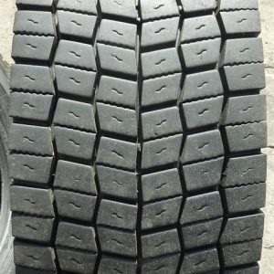 Opona używana ciężarowa 295/60R22.5 HANKOOK DH 31 700zł C2065
