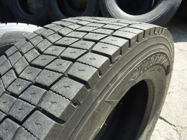 Opona używana ciężarowa 295/60R22.5 HANKOOK DH 31 700zł C2065 - obrazek 7