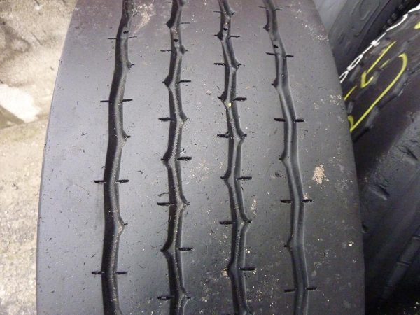 Opona używana ciężarowa 225/75R17.5 KORMORAN ROADS 250zł C1553 - obrazek 3