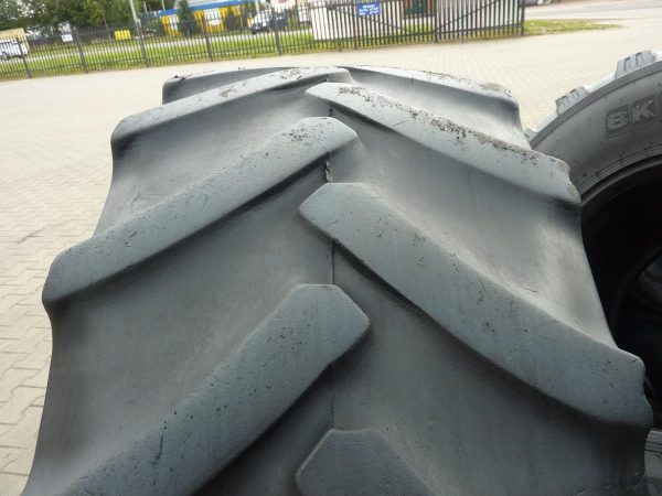 Opona używana rolnicza 440/65R28 MITAS AC65; 700zł W3475 - obrazek 5
