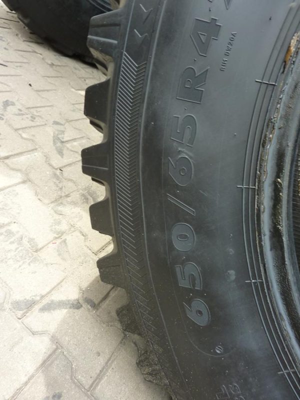 Opona używana leśna 650/65R42 NOKIAN TRI 2; 4900zł W3477 - obrazek 3