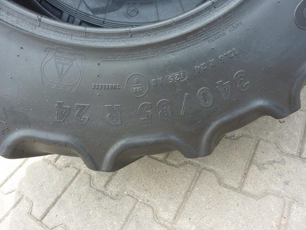 Opona używana rolnicza 340/85R24 13.6R24 CONTINENTAL CONTRACT AC85 700zł W3480 - obrazek 3