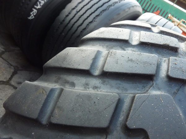 Opona używana rolnicza 425/55R17 BKT FL 693M 480zł W3491 - obrazek 8