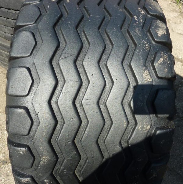Opona używana rolnicza 15.0/55-17 BKT AW705; 200zł W3497