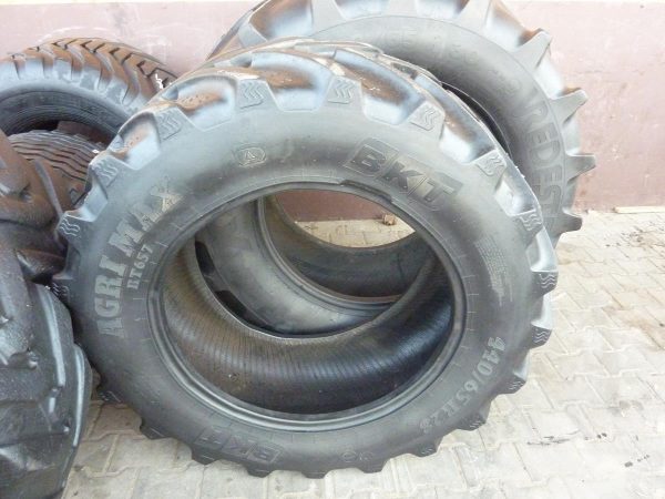 Opona używana rolnicza 440/65R28 BKT AGRIMAX RT657; 1200zł W3508 - obrazek 2