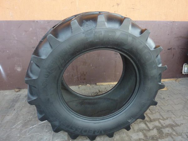 Opona używana rolnicza 540/65R30 VREDESTEIN TRAXION+ 1300zł W3509 - obrazek 2