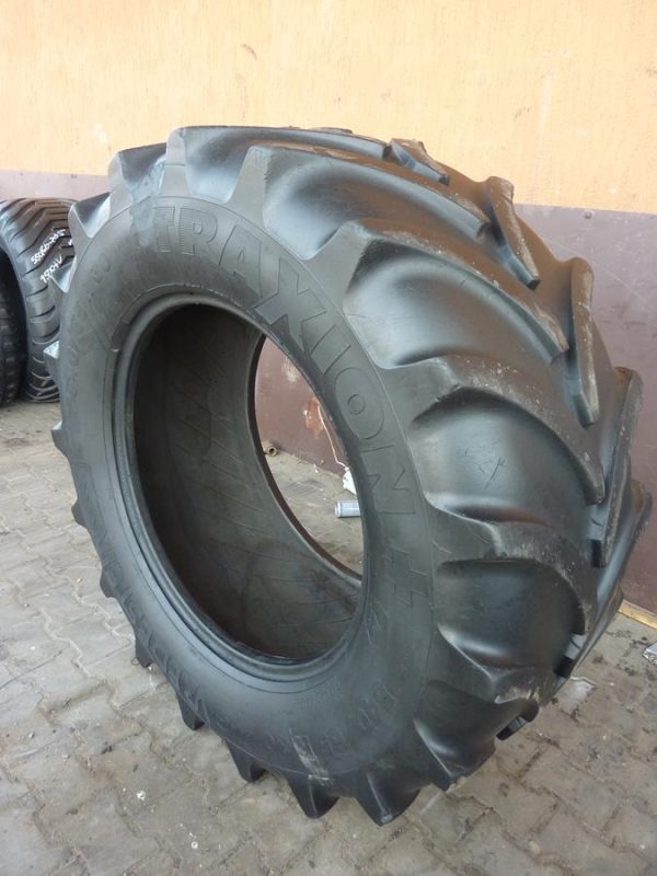 Opona używana rolnicza 540/65R30 VREDESTEIN TRAXION+ 1300zł W3509 - obrazek 10