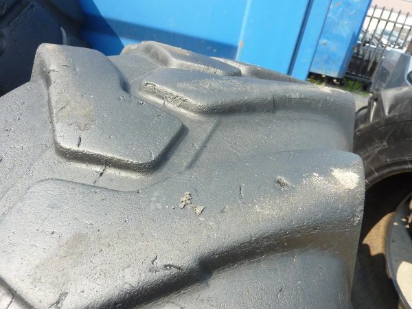 Opona używana przemysłowa 400/80-24 15.5/80-24 CAMSO TM R4; 800zł W3531 - obrazek 6
