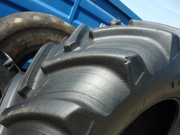 Opona używana rolnicza 710/70R38 TAURUS POINT HP 2900zł W3542 - obrazek 7