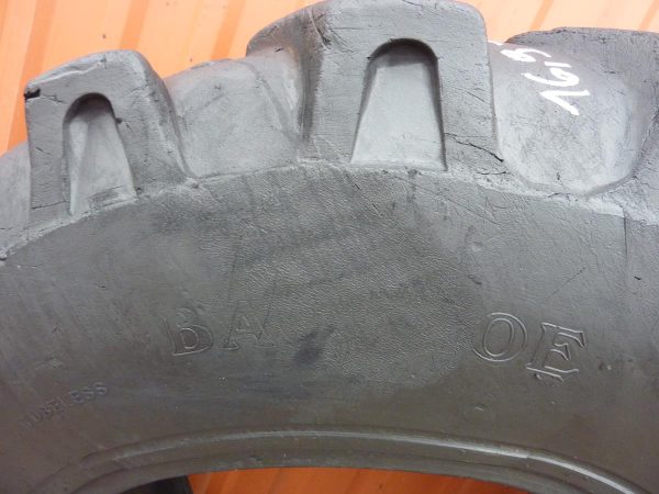 Opona używana przemysłowa 16.9-24 ; 440/80-24 CAMSO BACKHOE 1000zł W2882 - obrazek 8