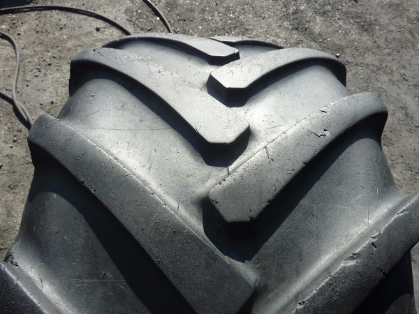 Opona używana rolnicza 425/55R17 CONTINENTAL CONTRACT AC70G 460zł W3247 - obrazek 4
