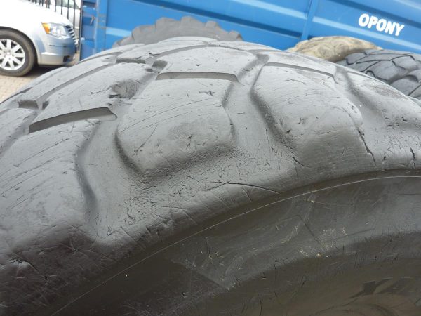 Opona używana przemysłowa 23.5R25 MICHELIN XADN+ 2800zł W3549 - obrazek 6
