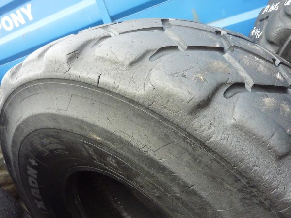 2 x Opona używana przemysłowa 23.5R25 MICHELIN XADN+ 2500zł W3551 - obrazek 8