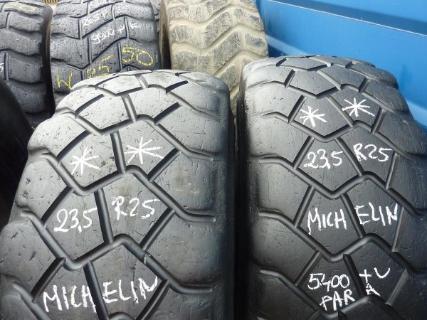 2 x Opona używana przemysłowa 23.5R25 MICHELIN XADN+ 2500zł W3551 - obrazek 18