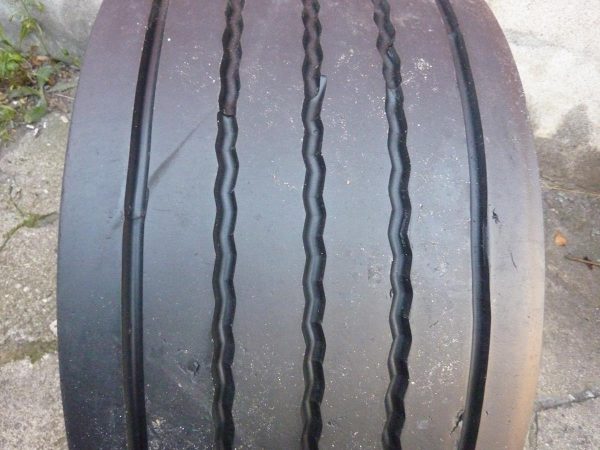 Opona używana ciężarowa 445/45R19.5 CONTINENTAL CONTI HYBRID HT3; 500zł C2120 - obrazek 5