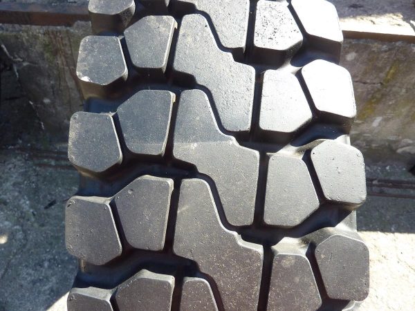 Opona używana ciężarowa 12.00R20 PIRELLI TG85; 700zł C2121 - obrazek 4