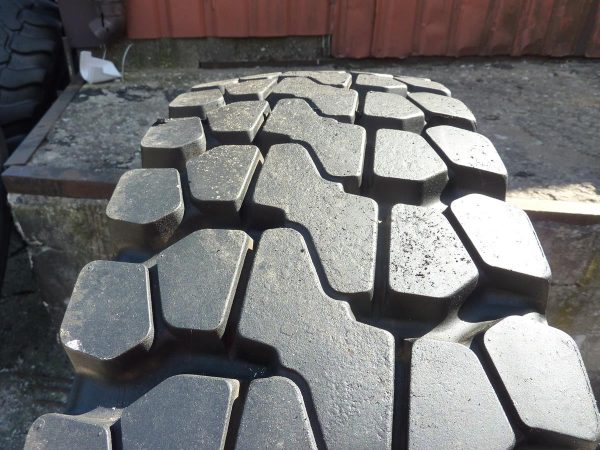Opona używana ciężarowa 12.00R20 PIRELLI TG85; 700zł C2121 - obrazek 5