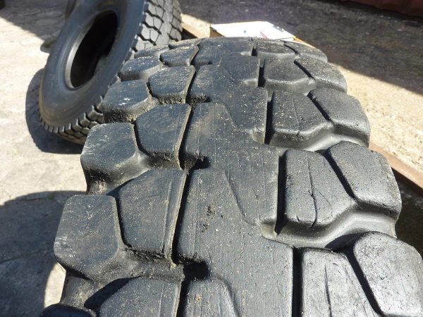 Opona używana ciężarowa 12.00R20 PIRELLI TG85; 650zł C2122 - obrazek 5