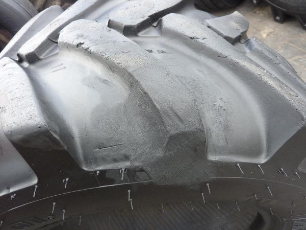 Opona używana przemysłowa 15.0/55-17 MITAS TR-01 TRACTION 600zł W3564 - obrazek 9