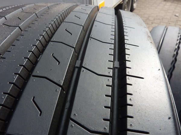 Opona używana ciężarowa 425/65R22.5 GOODRIDE CR931; 800zł C2123 - obrazek 6