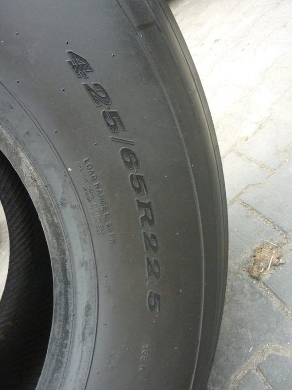 Opona używana ciężarowa 425/65R22.5 GOODRIDE CR931; 800zł C2123 - obrazek 4