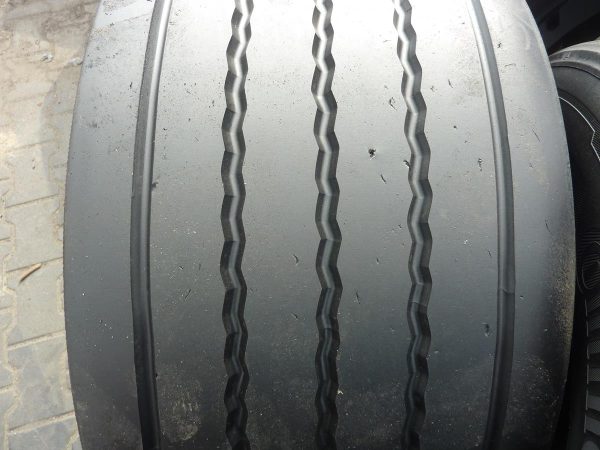 Opona używana ciężarowa 445/45R19.5 CONTINENTAL CONTI HYBRID HT3; 400zł C2124 - obrazek 2