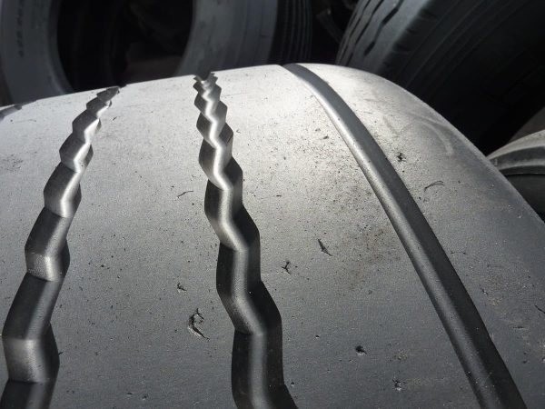 Opona używana ciężarowa 445/45R19.5 CONTINENTAL CONTI HYBRID HT3; 400zł C2124 - obrazek 4