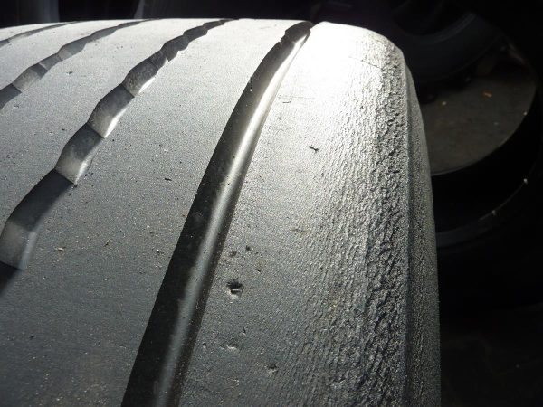 Opona używana ciężarowa 435/50R19.5 CONTINENTAL CONTI HYBRID HT3; 450zł C2125 - obrazek 6