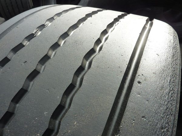 Opona używana ciężarowa 435/50R19.5 CONTINENTAL CONTI HYBRID HT3; 450zł C2125 - obrazek 8