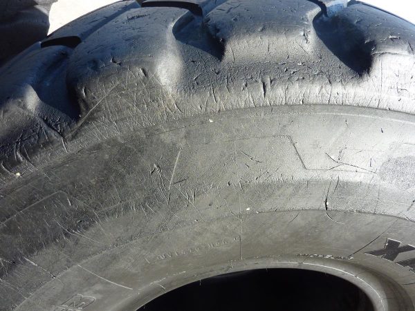 2 x Opona używana przemysłowa 23.5R25 MICHELIN XADN+ 2500zł W3579 - obrazek 12