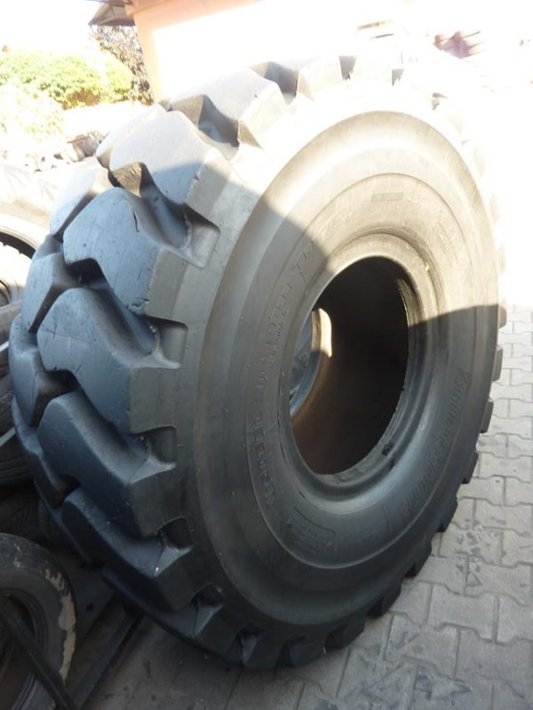 Opona używana przemysłowa 23.5R25 BRIDGESTONE SUPER DEEP VSDT 4000zł W3581 - obrazek 4