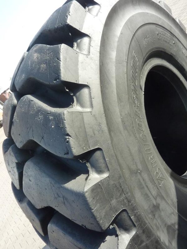 Opona używana przemysłowa 23.5R25 BRIDGESTONE SUPER DEEP VSDT 4000zł W3581 - obrazek 14
