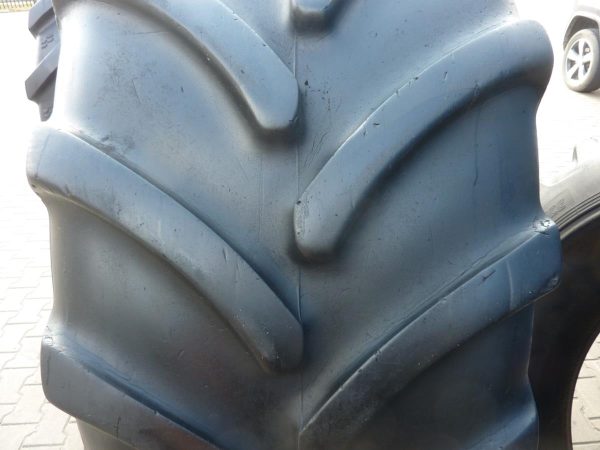 2x Opona używana rolnicza 710/70R38 FIRESTONE MAXI TRACTION 2300zł W3560 - obrazek 4