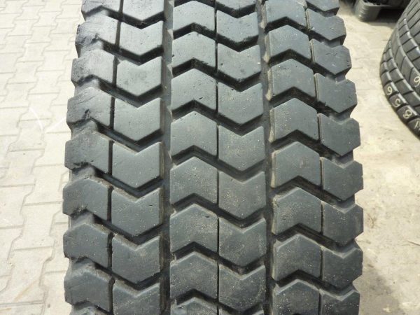 Opona używana ciężarowa 315/80R22.5 CONTINENTAL CONTI HDW 400zł C632 - obrazek 2