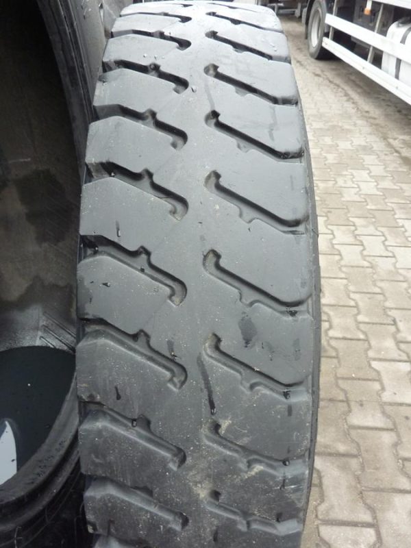 Opona używana przemysłowa 12.00R24 CONTINENTAL HDC 700zł W3591 - obrazek 8