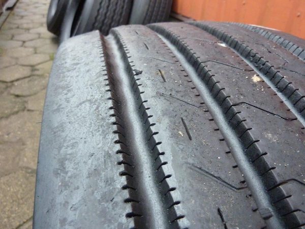 Opona używana ciężarowa 315/60R22.5 STARMAXX GH110; 700zł C2146 - obrazek 9