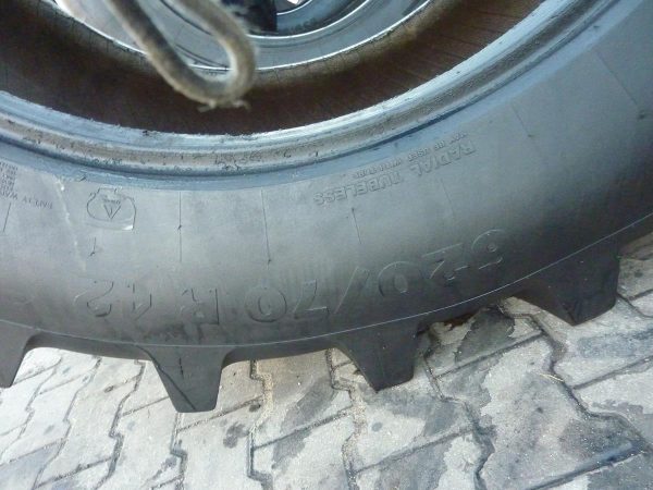 Opona używana rolnicza 620/70R42 VREDESTEIN TRAXION+ 3000zł W3611 - obrazek 15